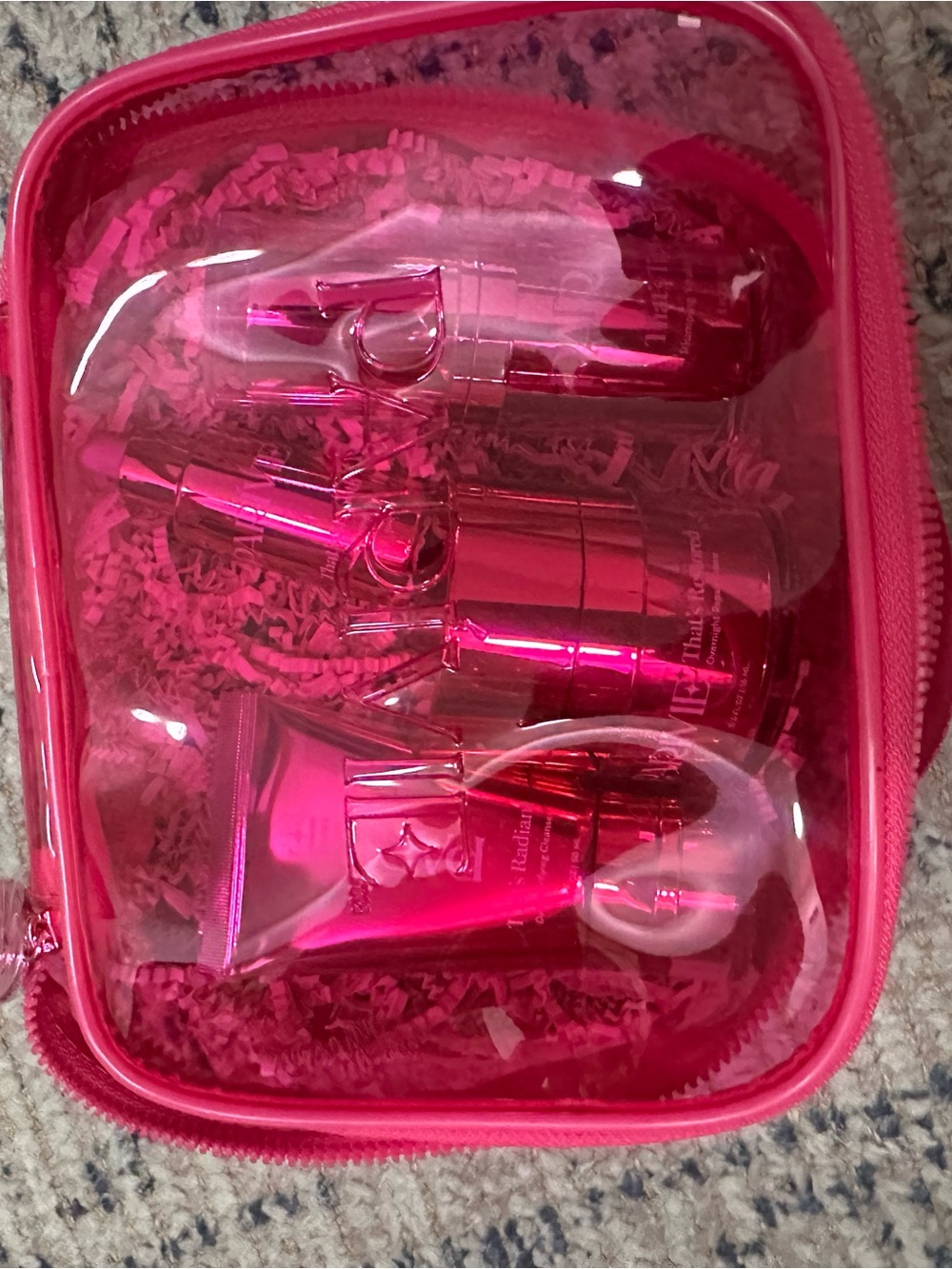 PARIVĒ Pink Skincare Set - Radiant & Restored bundle - Picture 2 of 2